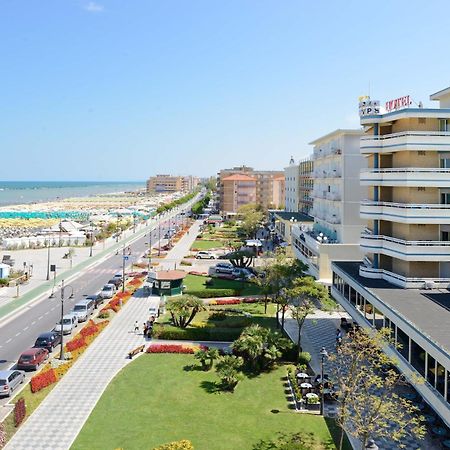 Hotel Caesar Cesena Bagian luar foto