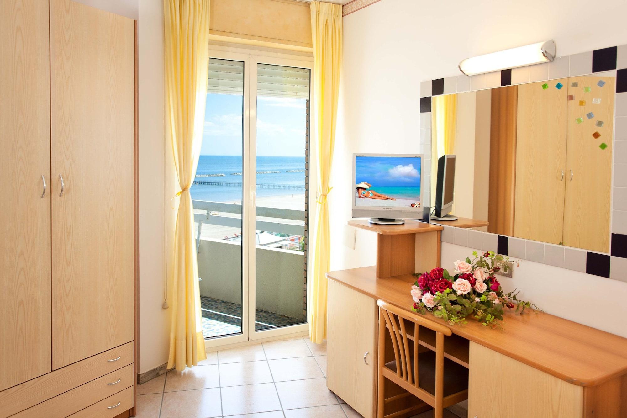 Hotel Caesar Cesena Bagian luar foto