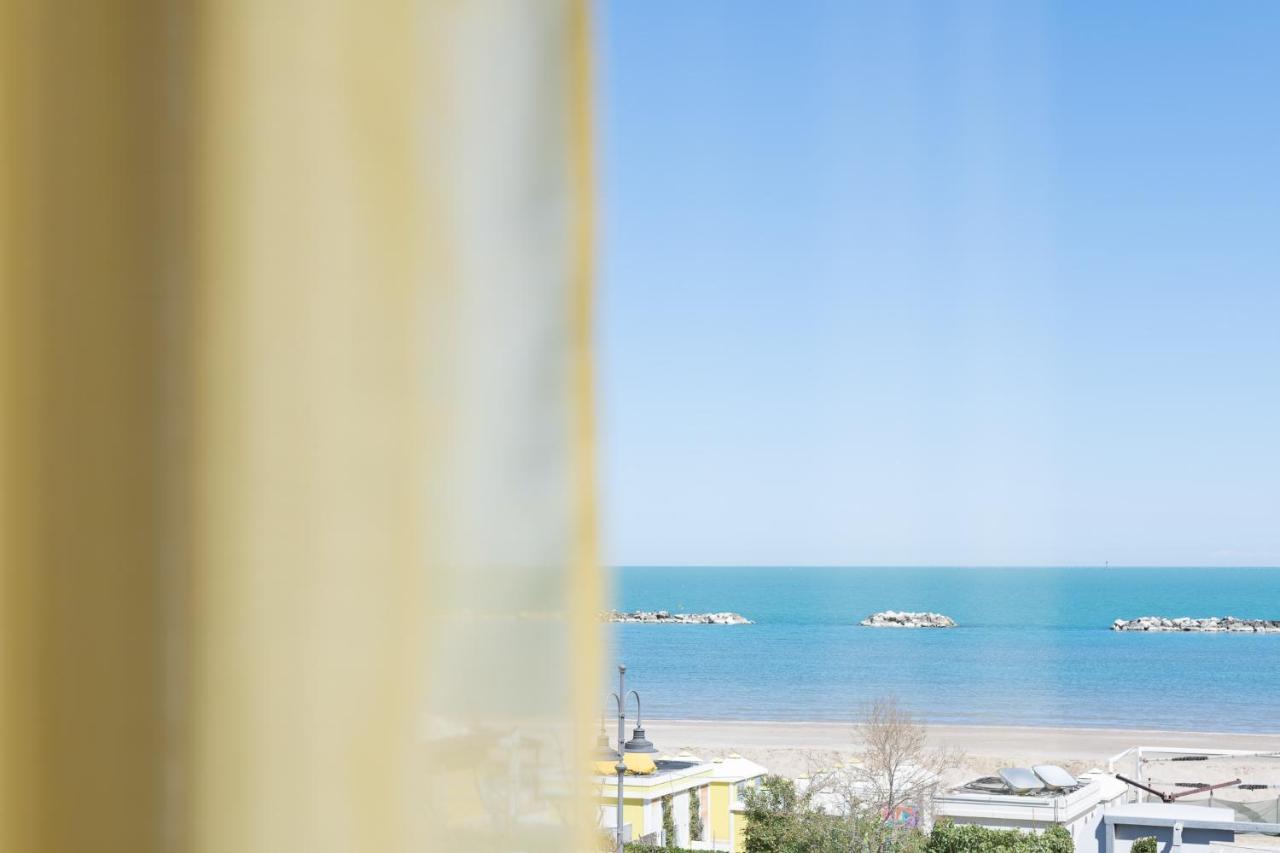 Hotel Caesar Cesena Bagian luar foto