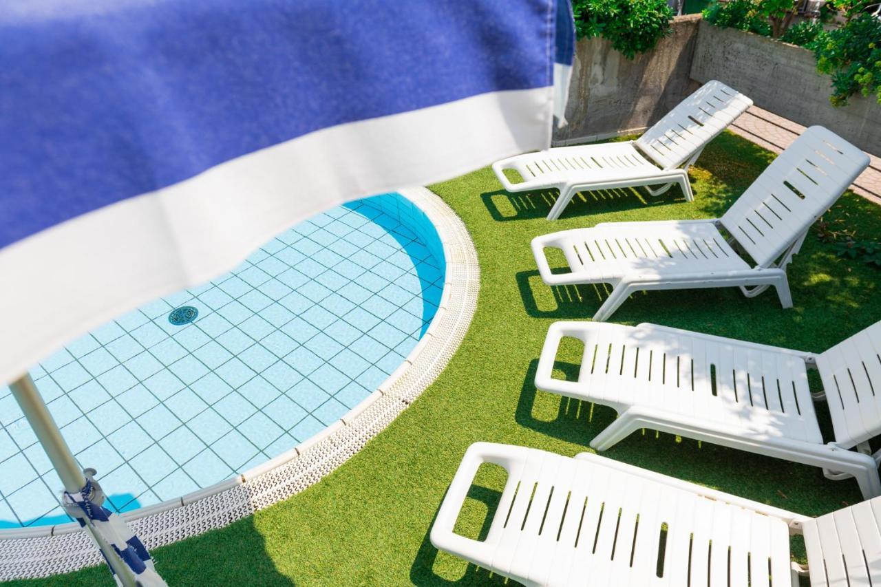 Hotel Caesar Cesena Bagian luar foto