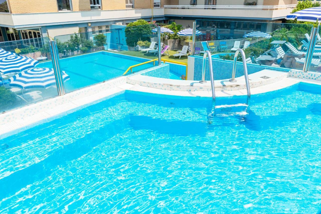 Hotel Caesar Cesena Bagian luar foto